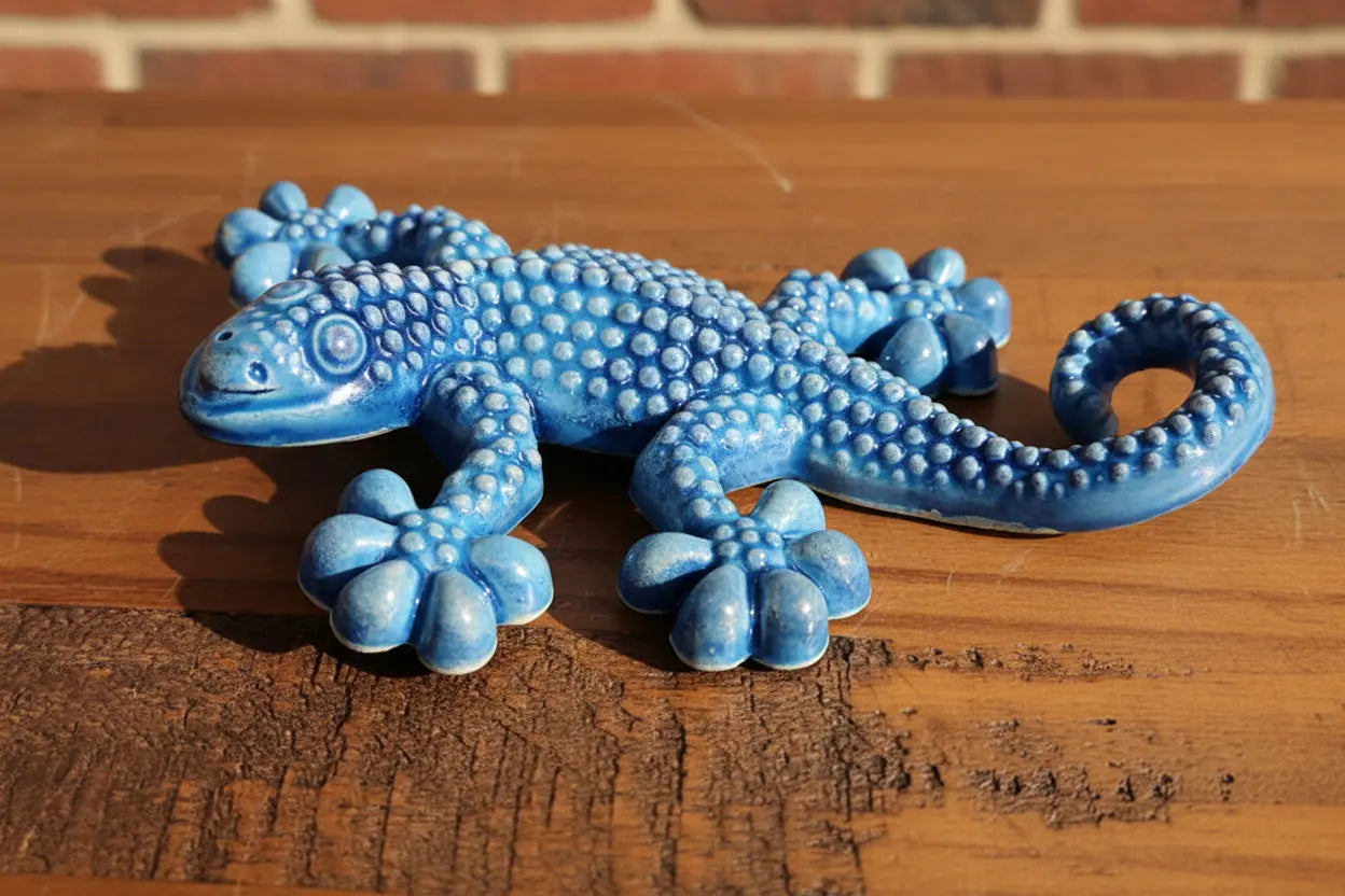 Blue textured ceramic gecko lizard
