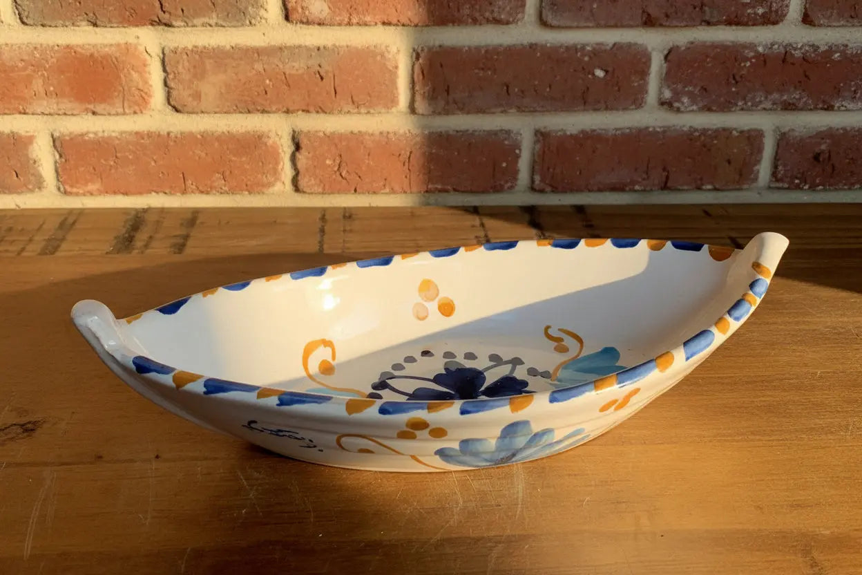 Decorative ceramic boat / bowl with floral patterns 