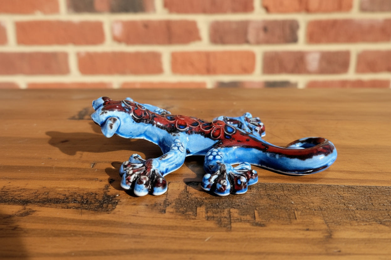 Decorative lizard / gecko figurine 