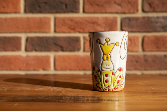 Decorative ceramic vase / toothbrush holder with a cartoon character