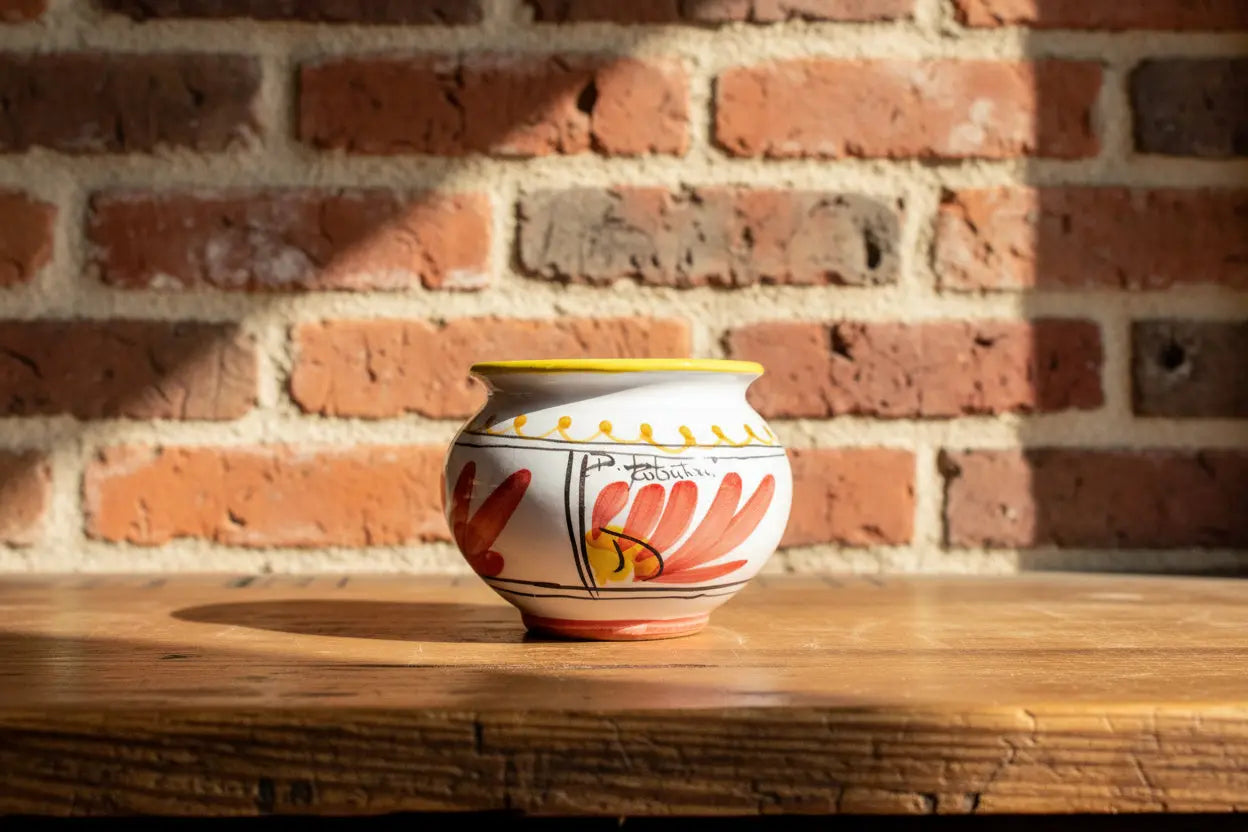Decorative ceramic pot / planter / vase  with floral design 